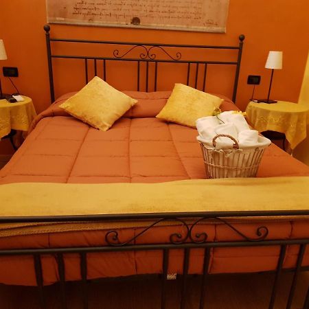 Ghiro Ghiotto Bed & Breakfast ปิเอตราลิกูเร ภายนอก รูปภาพ