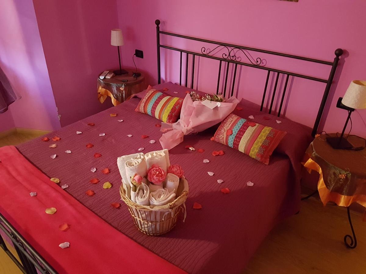 Ghiro Ghiotto Bed & Breakfast ปิเอตราลิกูเร ภายนอก รูปภาพ