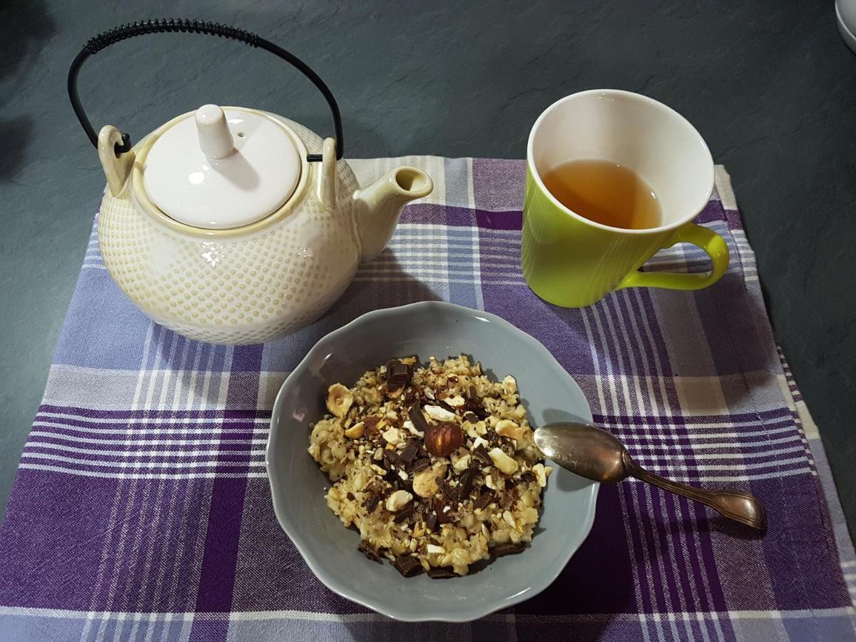 Ghiro Ghiotto Bed & Breakfast ปิเอตราลิกูเร ภายนอก รูปภาพ