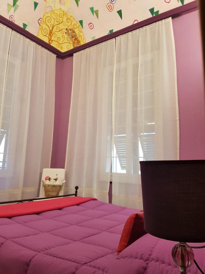 Ghiro Ghiotto Bed & Breakfast ปิเอตราลิกูเร ภายนอก รูปภาพ