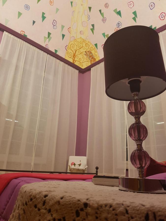 Ghiro Ghiotto Bed & Breakfast ปิเอตราลิกูเร ภายนอก รูปภาพ